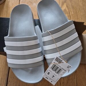 Adlette Aqua Adidas Slides Unisex Womens 7 Mens 6